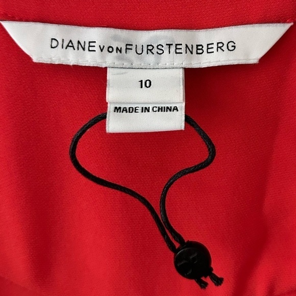 Diane Von Furstenberg Tie-Waist Surplice Romper Sz 10 - Picture 7 of 11